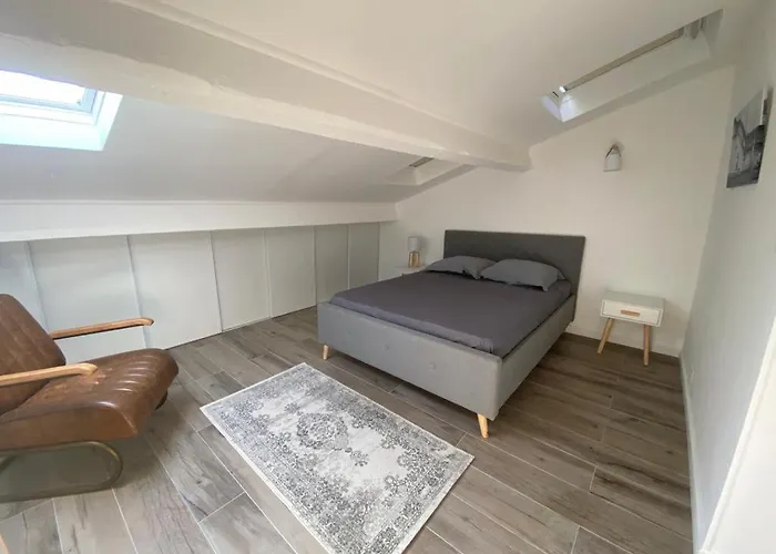 Appartement T2 Au Centre Ville De Sanary Sur Mer