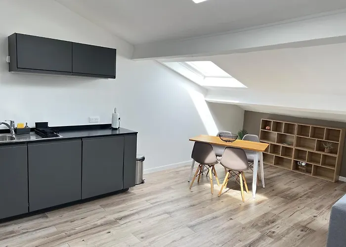 Appartement T2 Au Centre Ville De Sanary Sur Mer